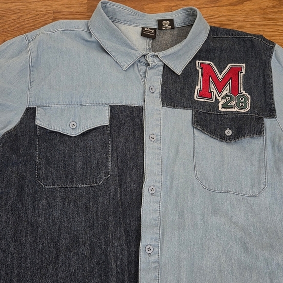 Disney Our Universe Shirt Men's XXL Blue Mickey Mouse Western Denim Chambray - Picture 2 of 12